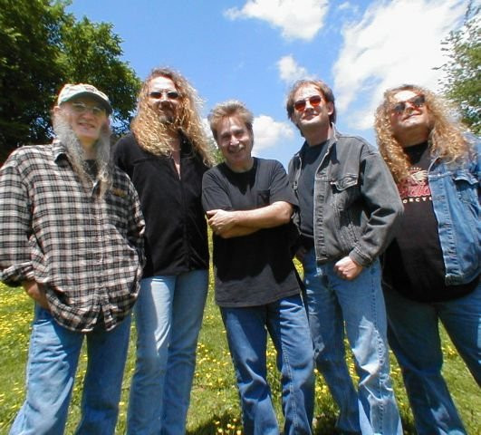 net worth of the kentucky head hunters - Ilustrasi 3