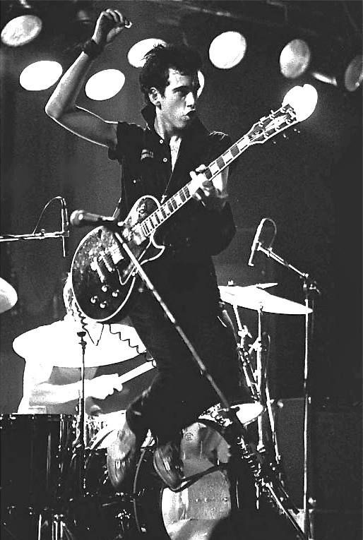 mick jones guitars - Ilustrasi 2